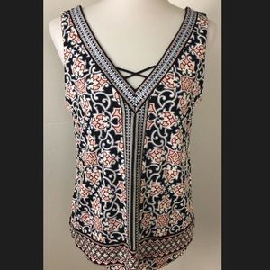 🎀 NWOT WHBM Top